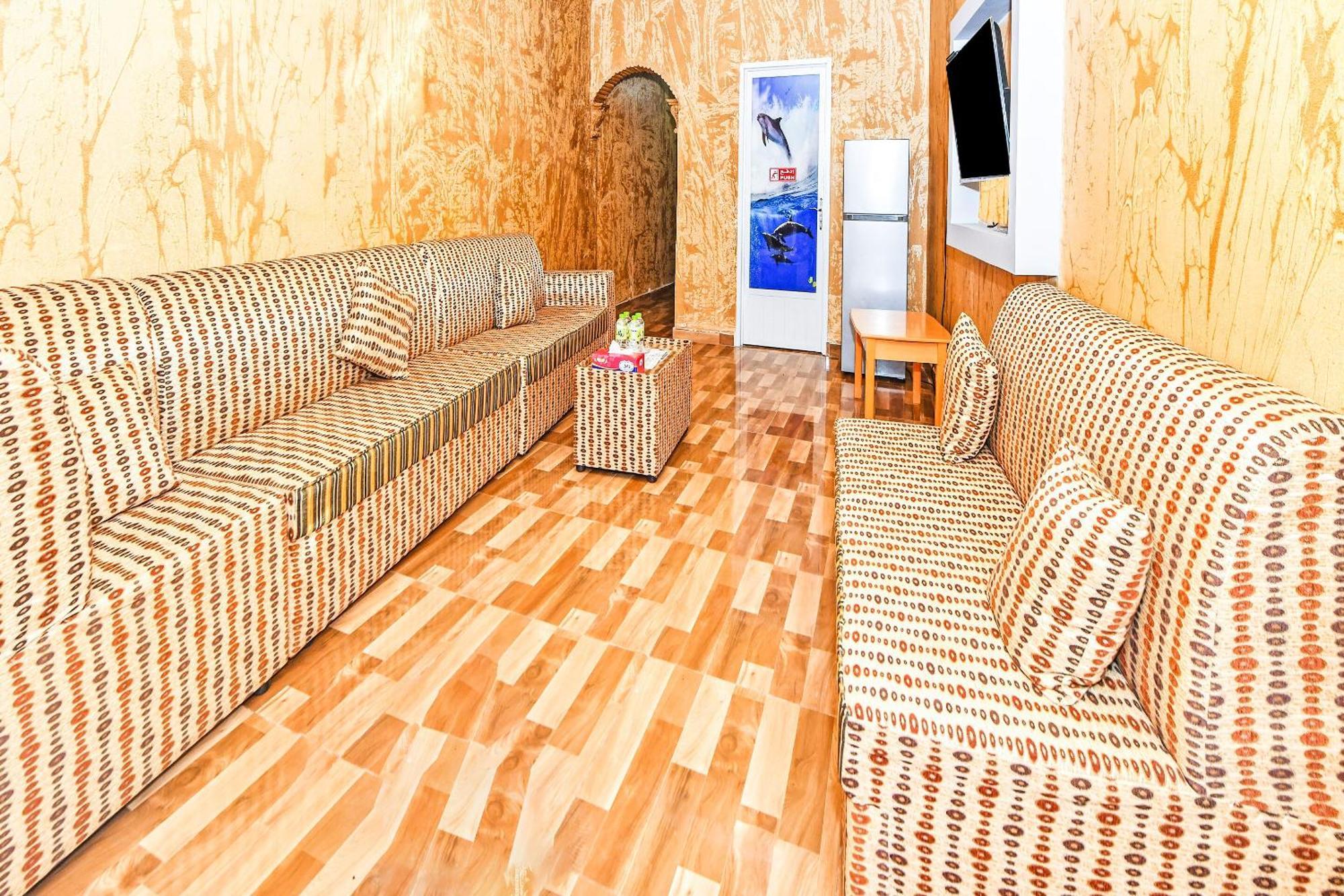 Oyo 138 Gulf Sand Motel Barka Eksteriør billede